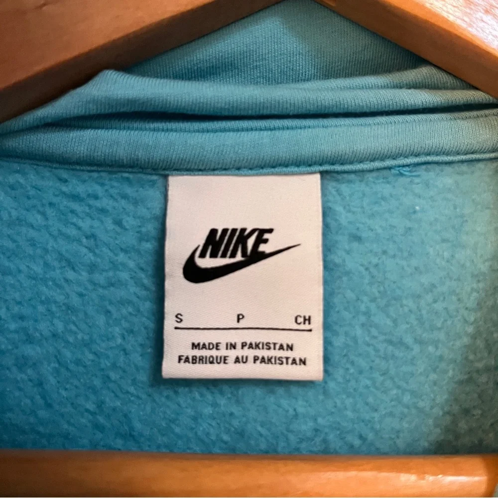 Nike Men's Teal Hoodie
